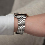 Women Quartz Silver Dial Analog Stainless Steel Watch A3199.R183Q