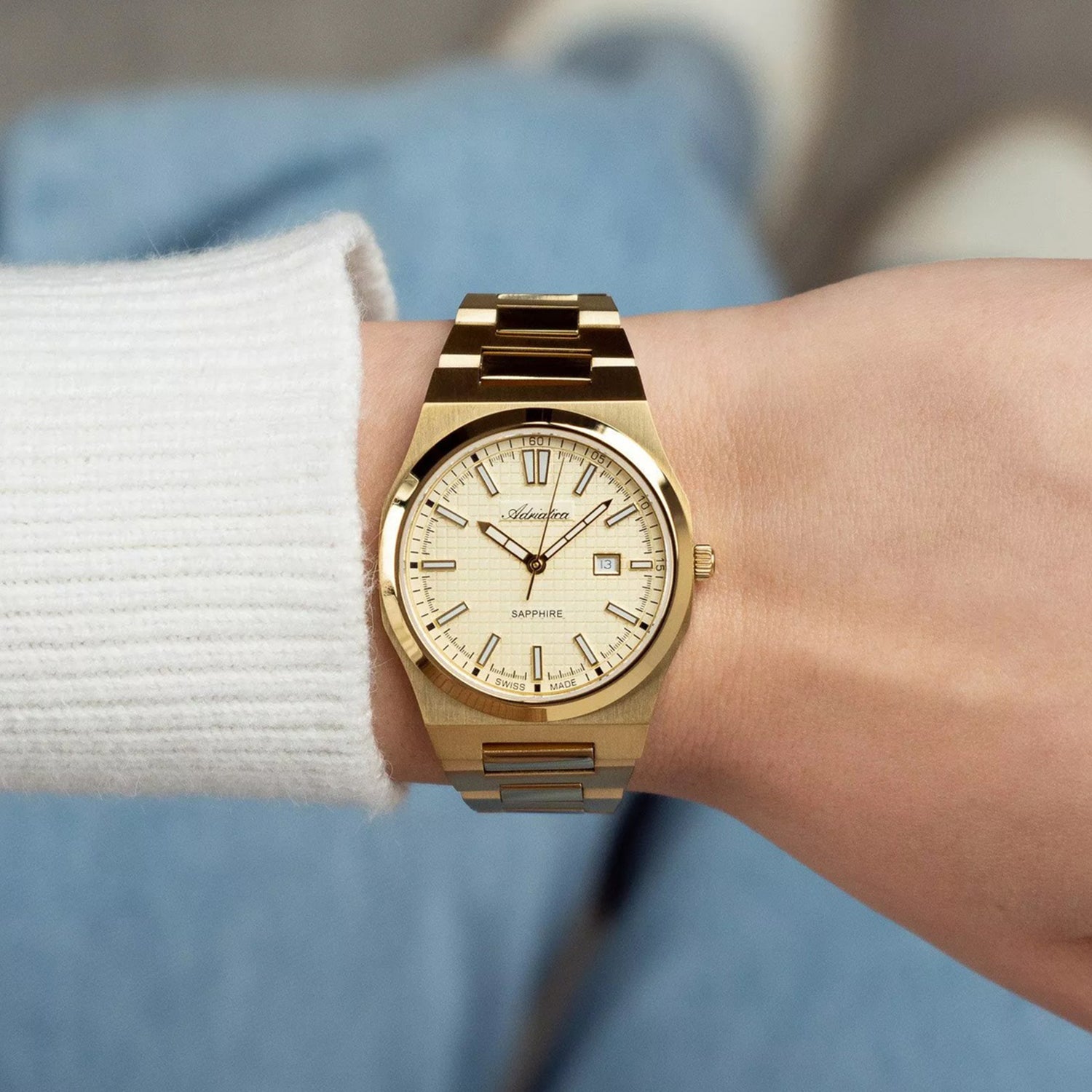 Women Quartz Champagne Dial Analog Stainless Steel Watch A3326.1111Q