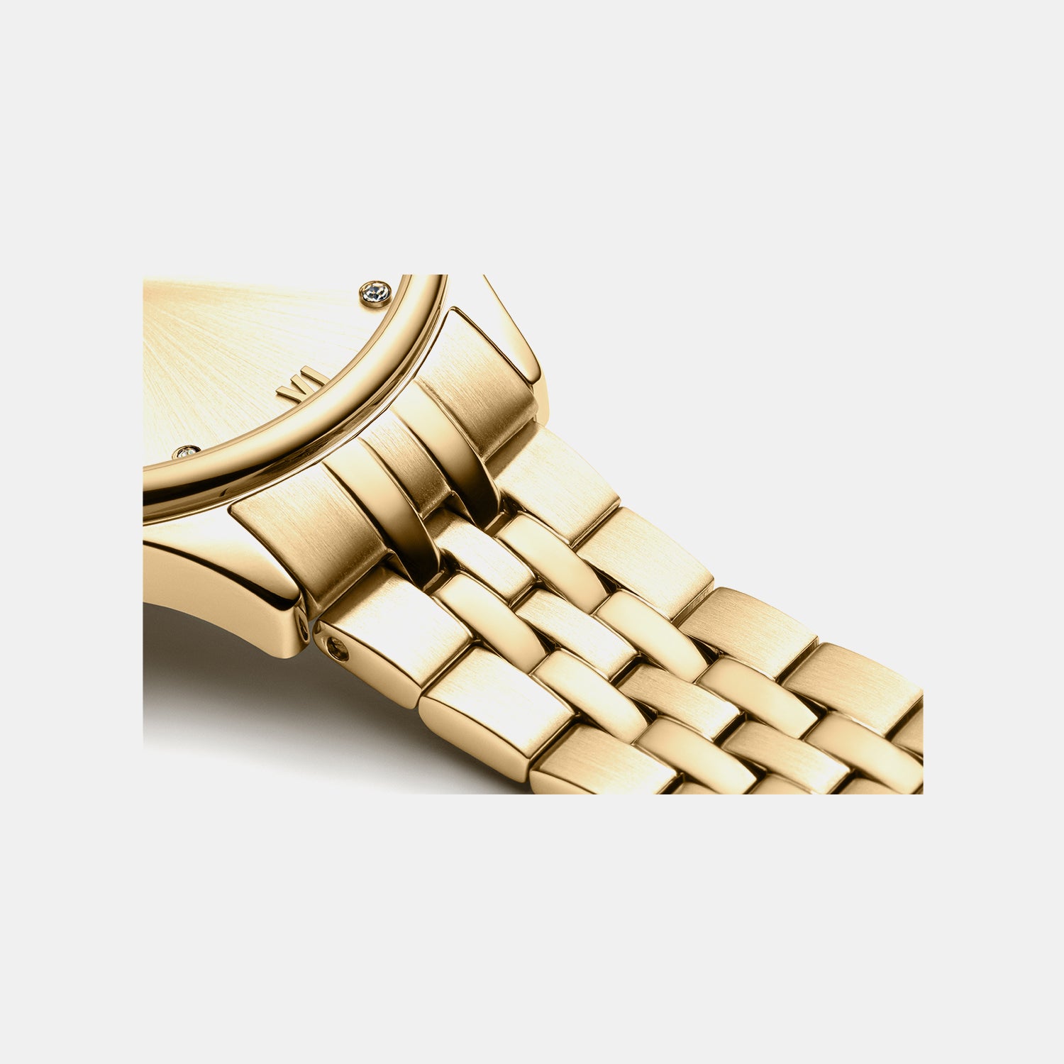 Essence Women Quartz Champagne Dial Analog Stainless Steel Watch A3547.1181Q