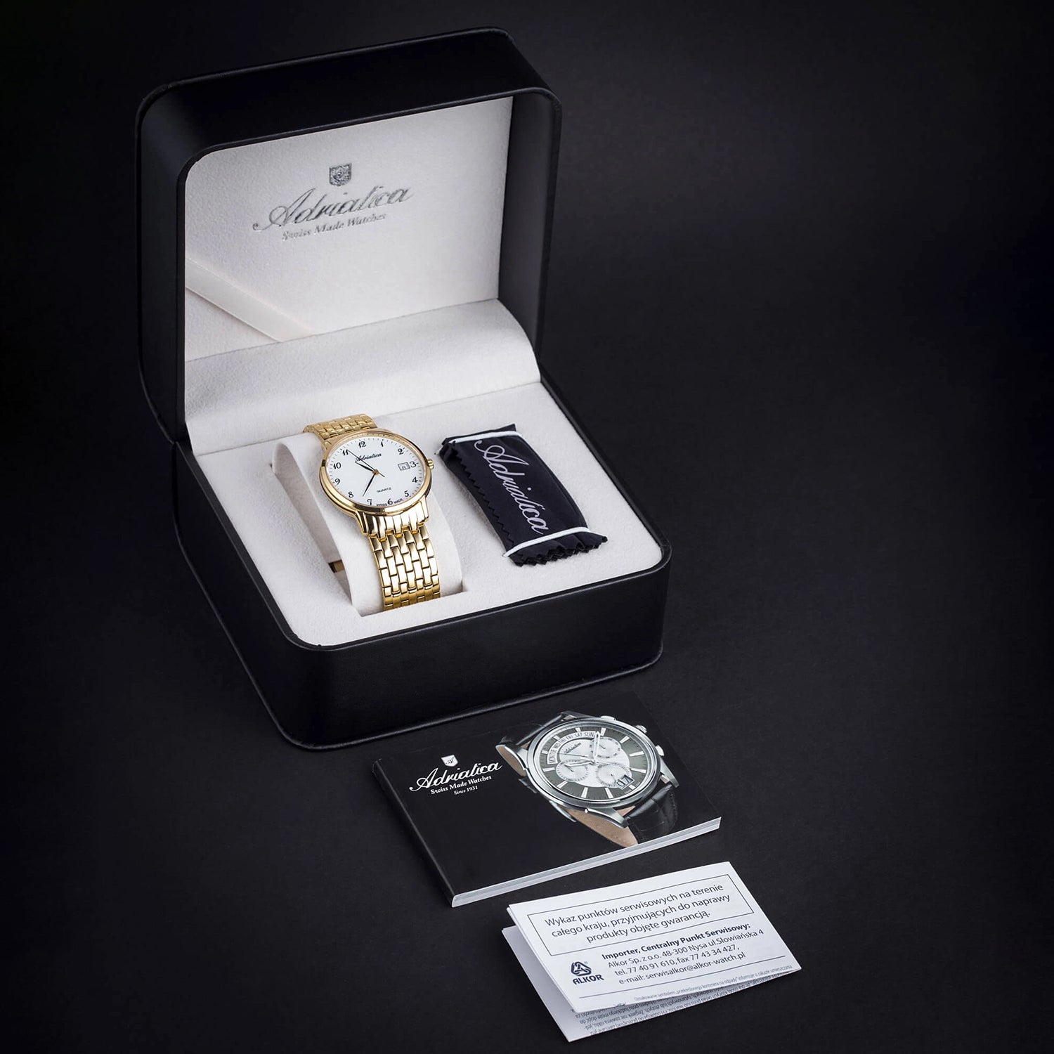 Moonphase Women Quartz Champagne Dial Analog Stainless Steel Watch A3802.2111QF