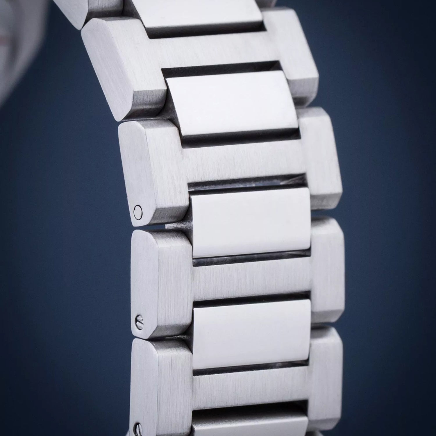 Moonface For Him Men Quartz Silver Dial Analog Stainless Steel Watch A8326.5113QF