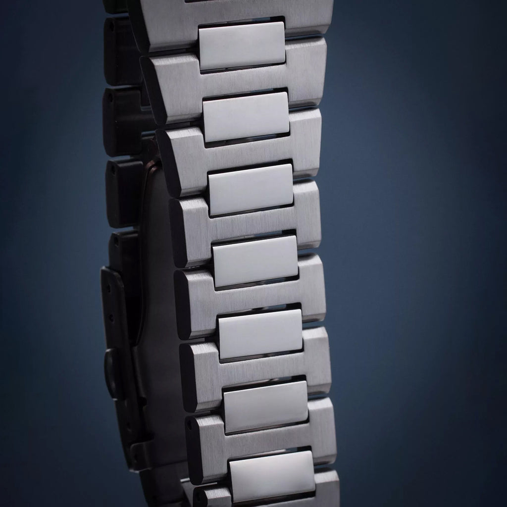 Automatic Men Quartz Grey Dial Analog Stainless Steel Watch A8326.S1R6A