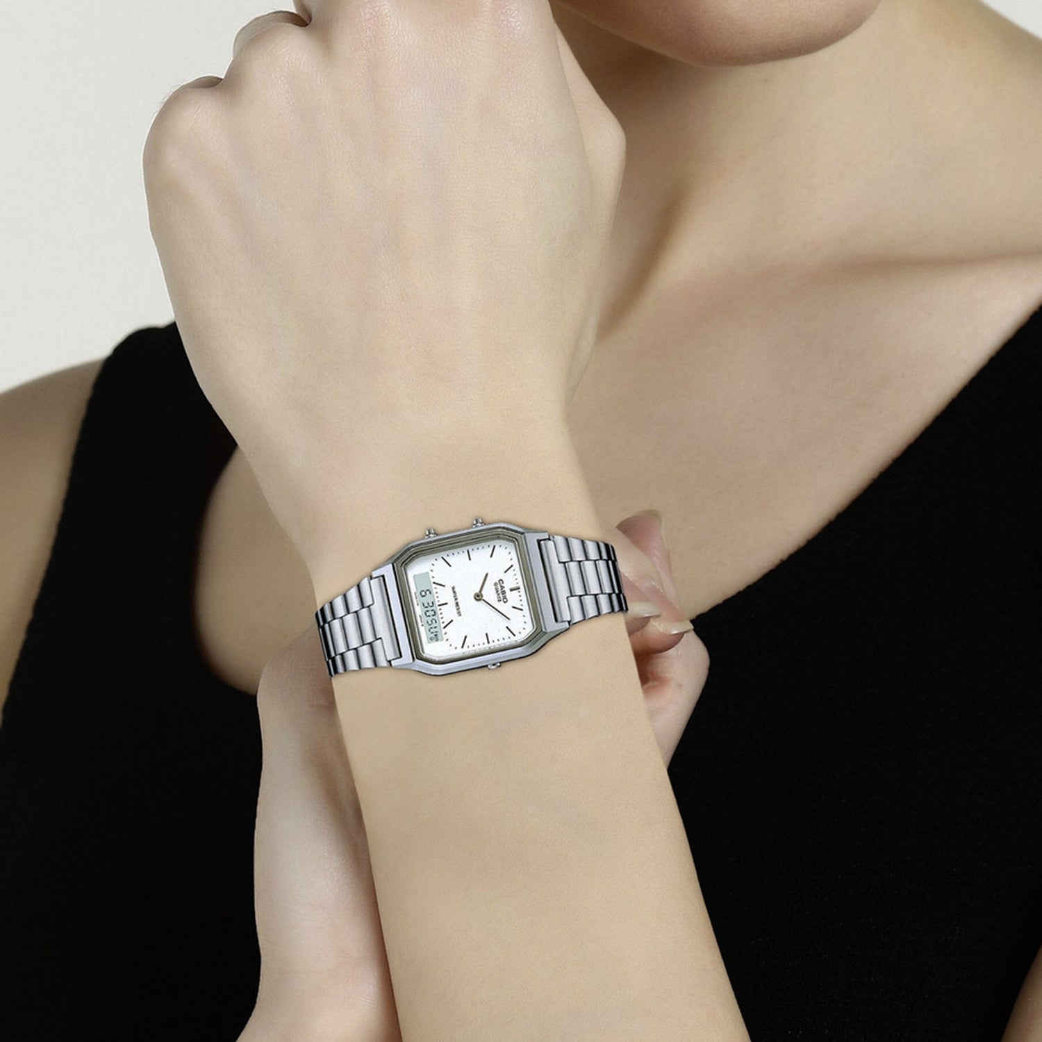 Vintage Unisex Quartz White Dial Analog Stainless Steel Watch AD03