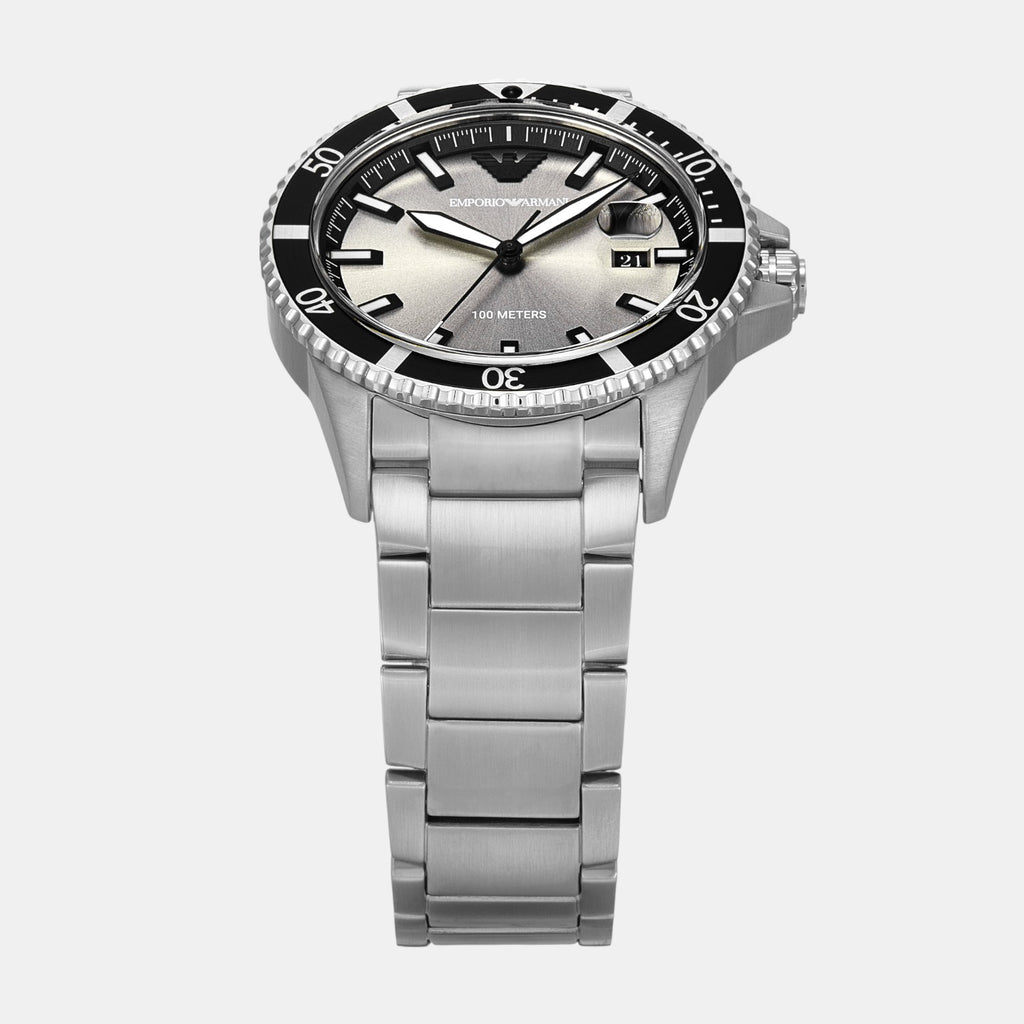 World Explorer Men Quartz Grey Dial Analog Stainless Steel Watch AR11683