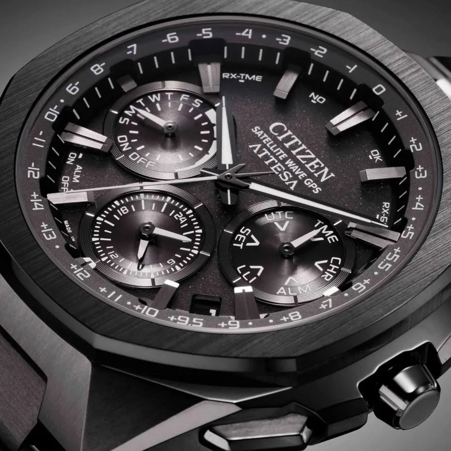 Men Quartz Black Dial Analog Stainless Steel Watch CC4105-69E