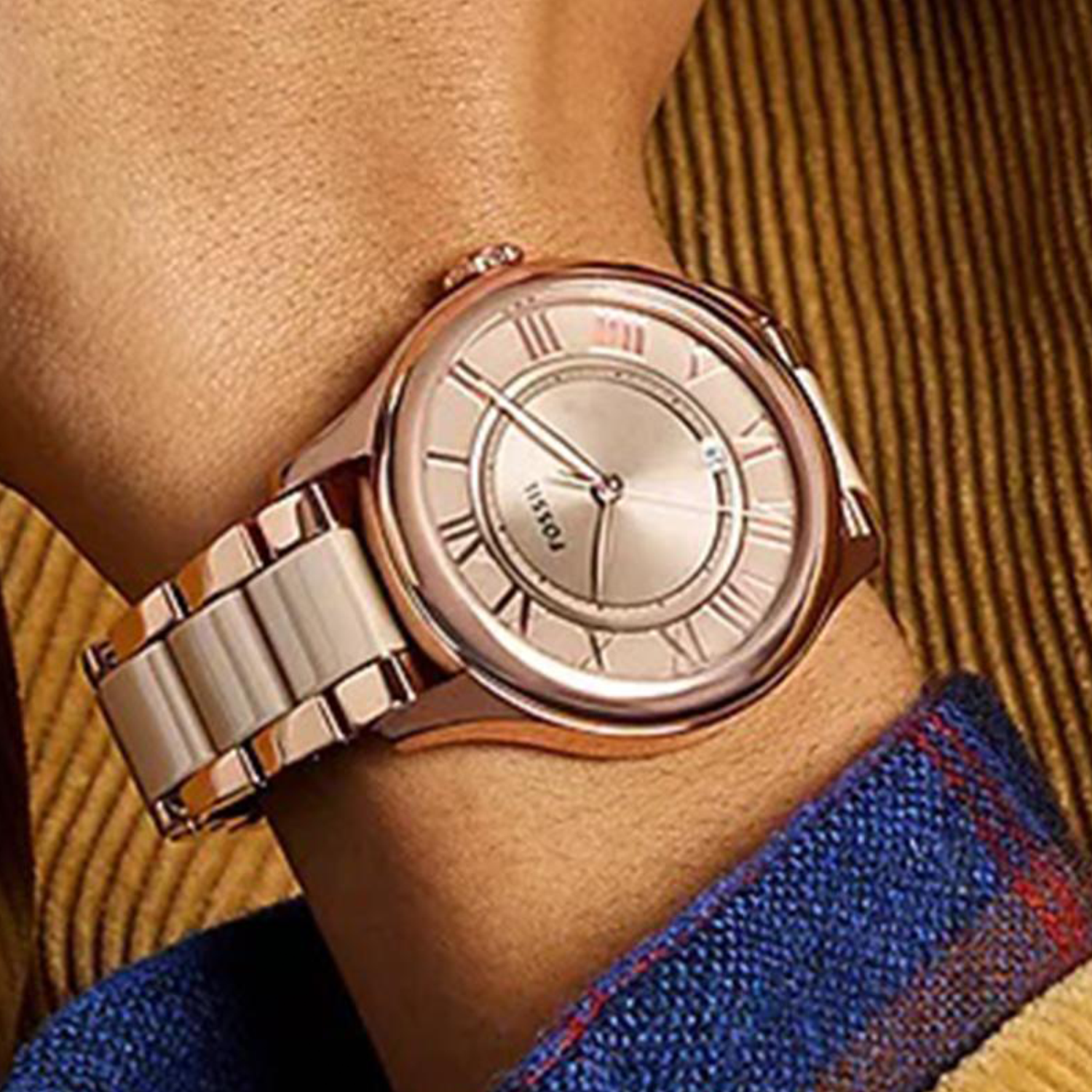 Gilmore Quartz Women Rose Gold Dial Analog Ceramic Watch CE1133