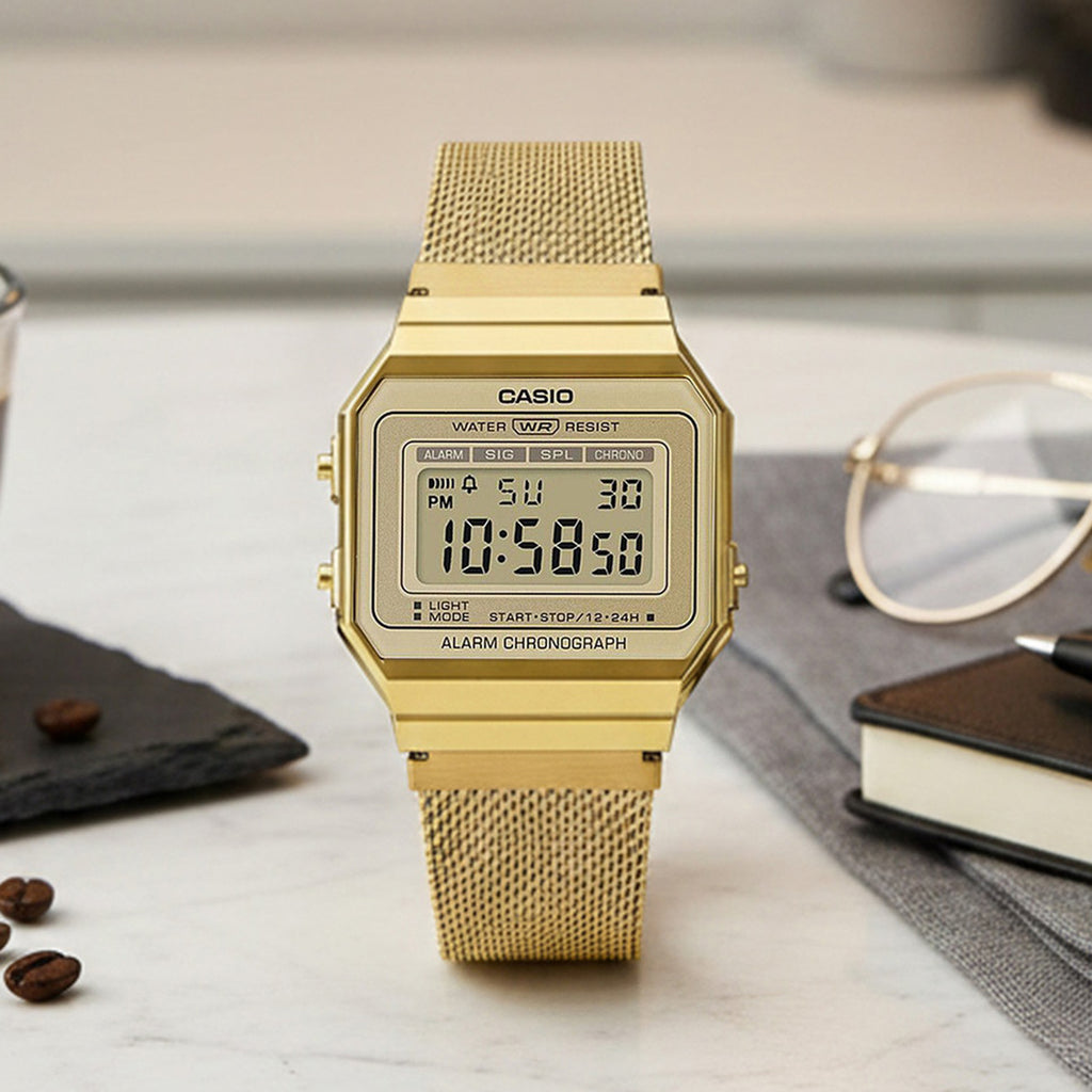 Vintage Unisex Quartz Gold Dial Digital Stainless Steel Watch D171