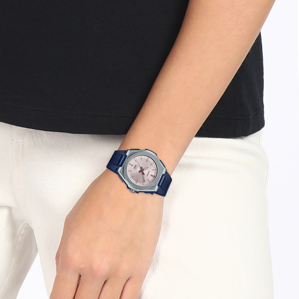 Youth Unisex Quartz Pink  Dial Analog Resin Watch D220