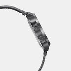 Vintage Unisex Quartz Black Dial Digital Mesh Watch D259