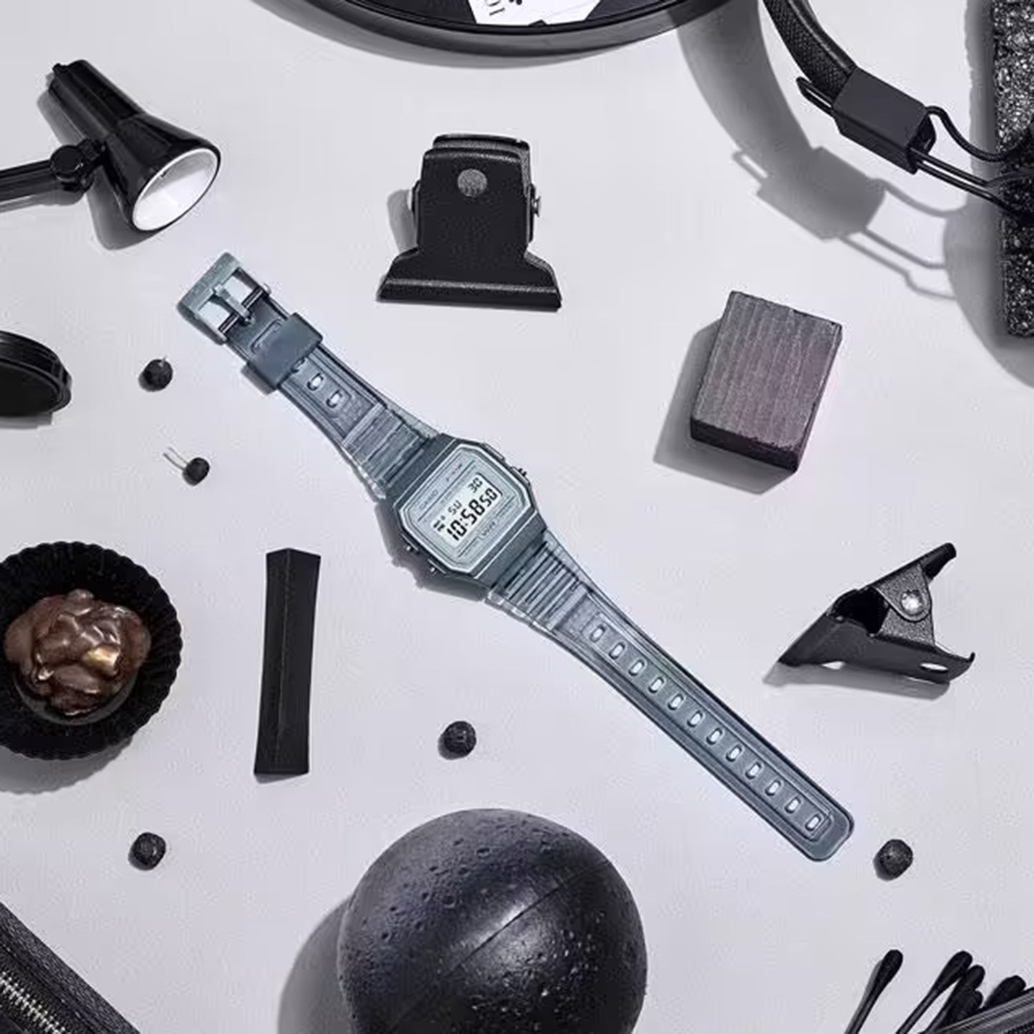 Women Quartz Blue Dial Digital Resin Watch D410