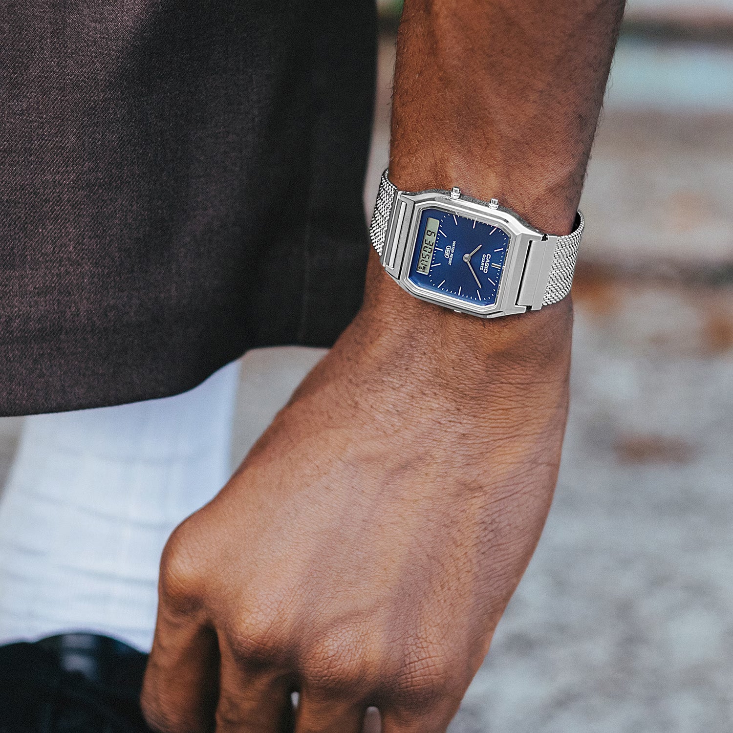 Vintage Unisex Quartz Navy Dial Analog-Digital Mesh Watch D417