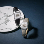 Classics Men Quartz Grey Dial Digital Leather Watch D423