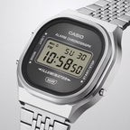 Vintage Unisex Quartz Grey Dial Digital Stainless Steel Watch D435