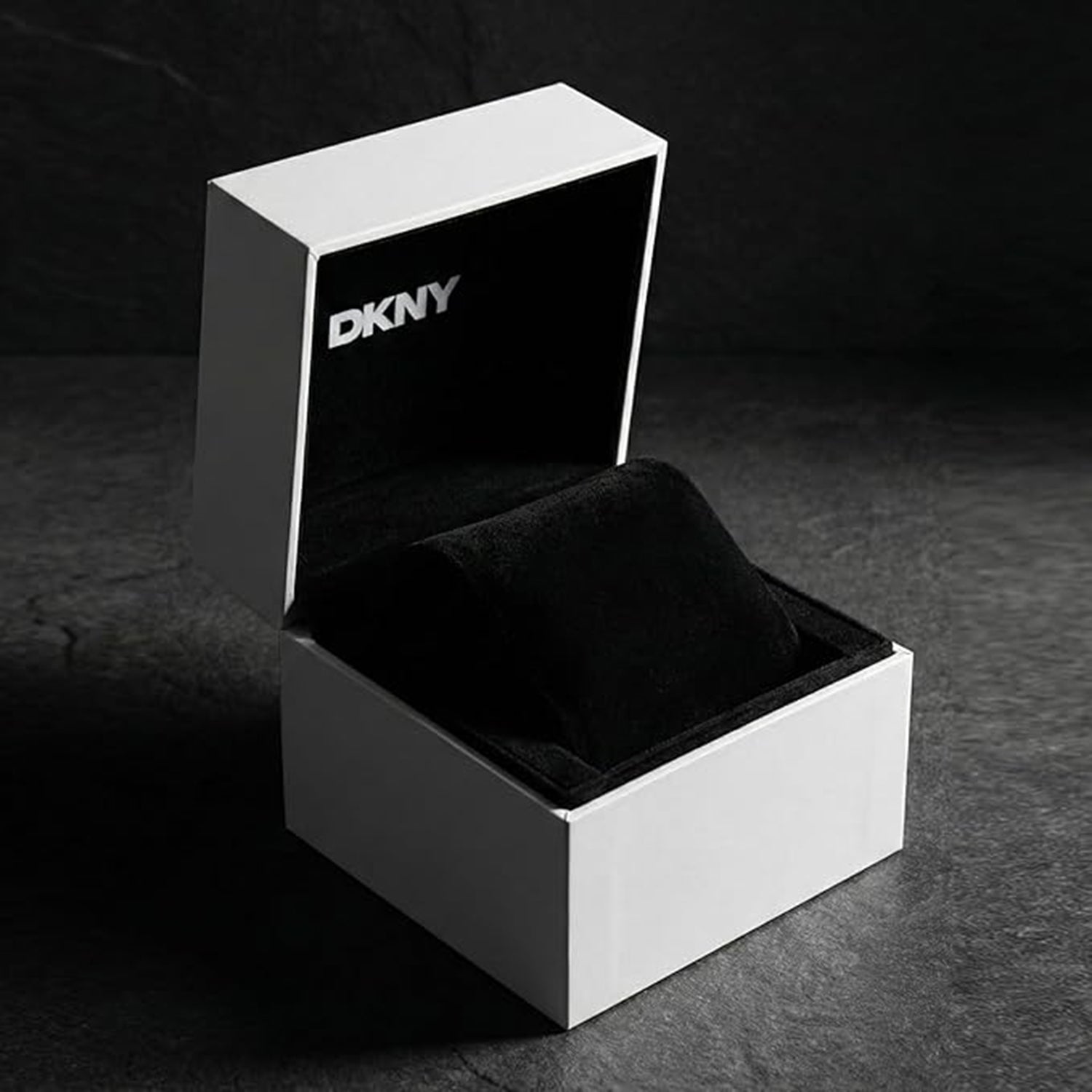 City Glitz Women Quartz Silver Dial Analog Stainless Steel Watch DK1L003M0055