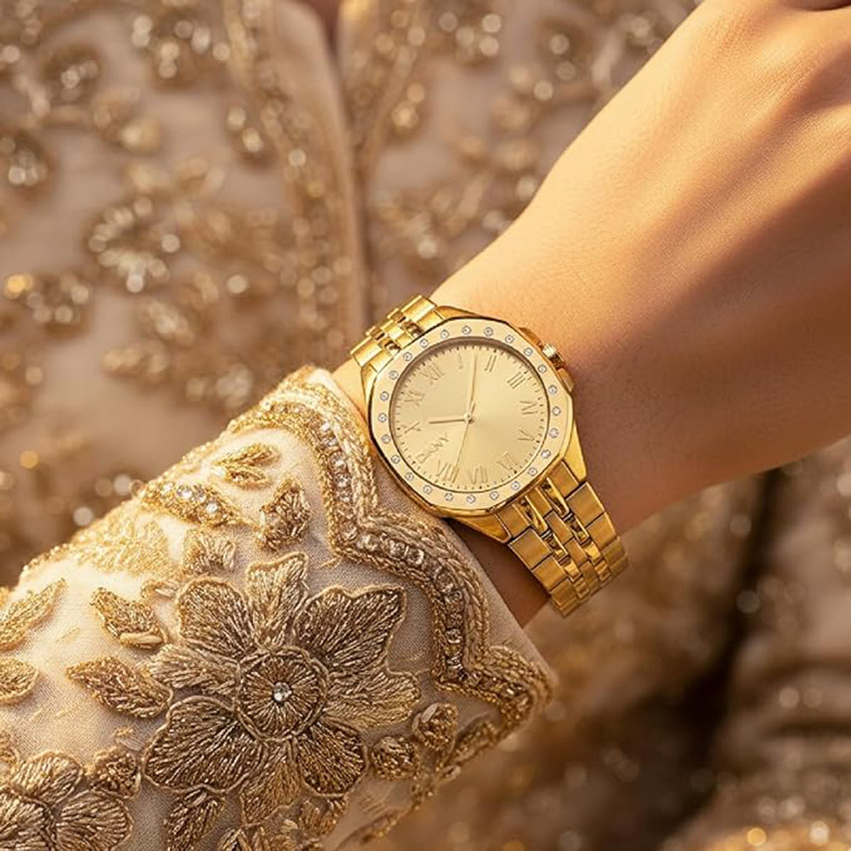 Brooklyn Maxi Women Quartz Champagne Dial Analog Stainless Steel Watch DK1L011M0045