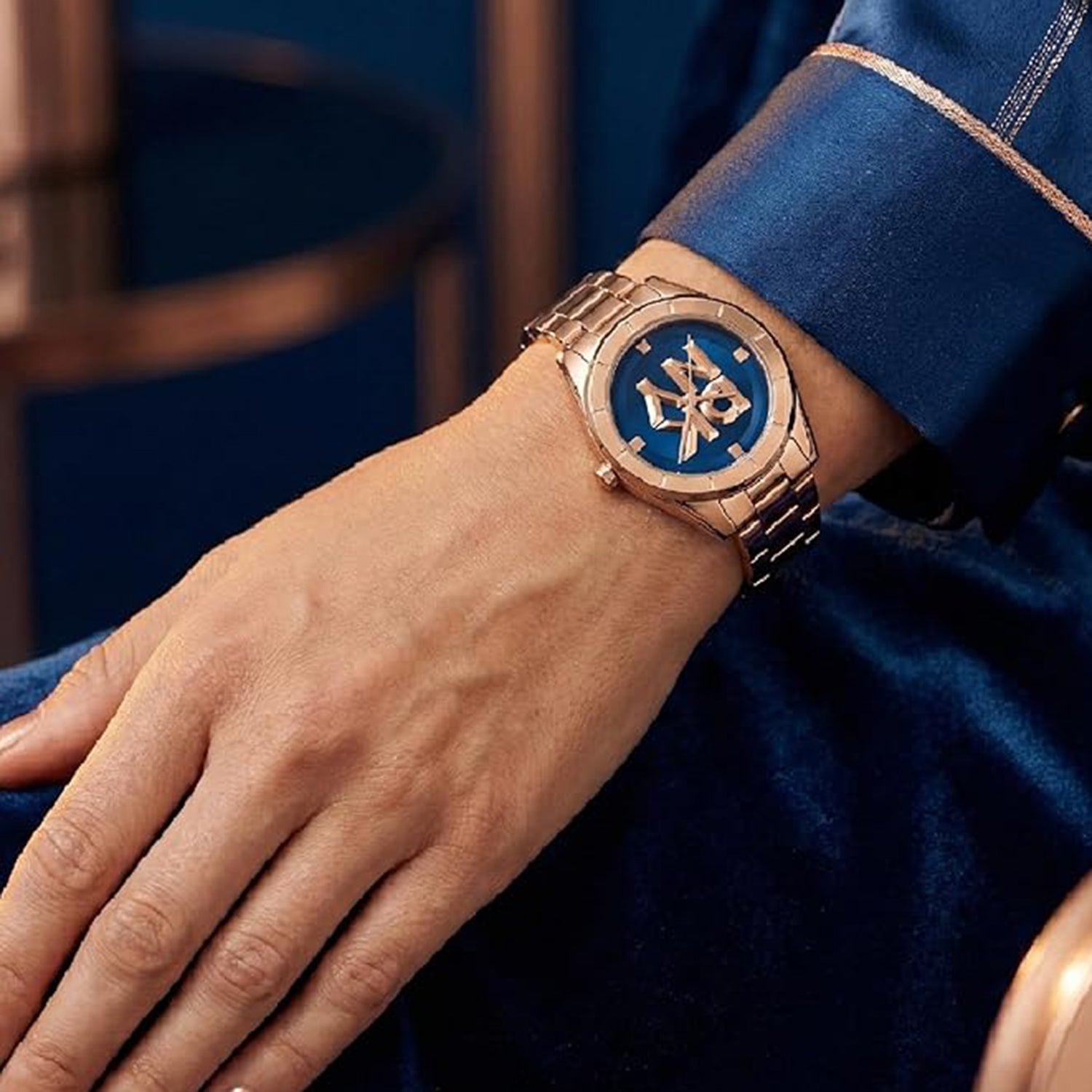 Chambers Midi Women Quartz Blue Dial Analog Stainless Steel Watch DK1L016M0075