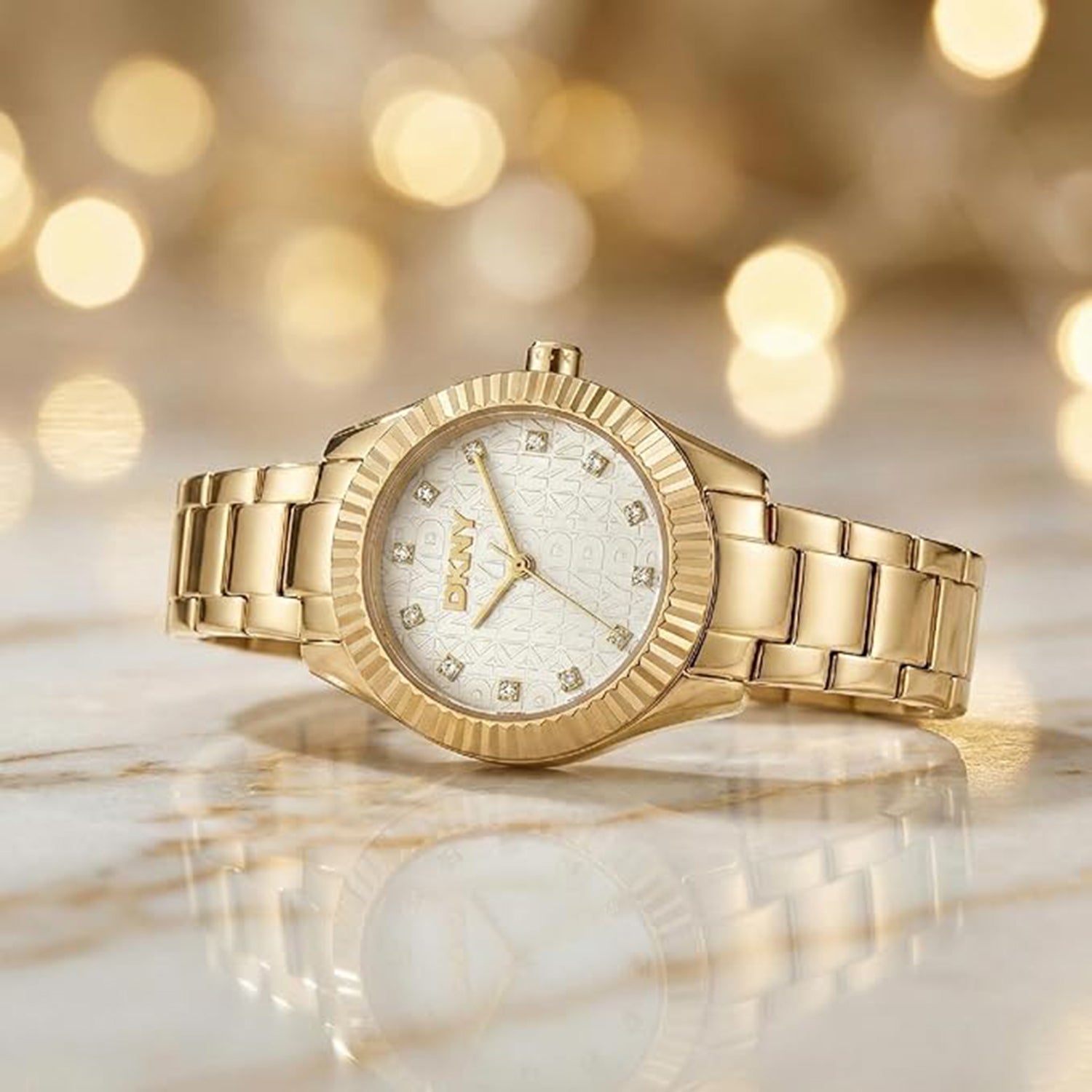 Chambers Glitz Women Quartz Silver Dial Analog Stainless Steel Watch DK1L017M0055