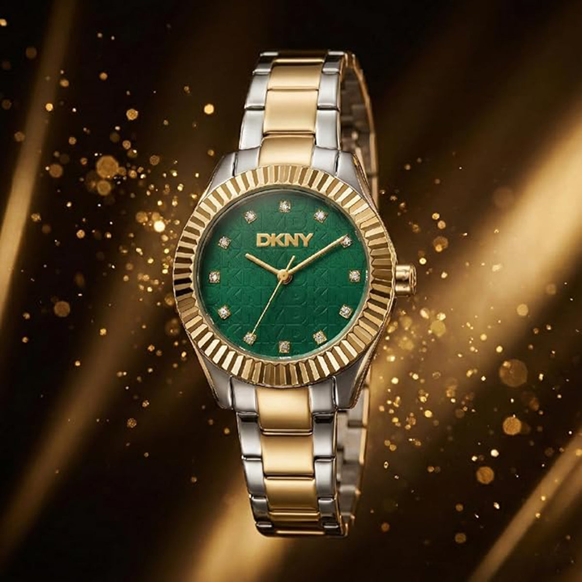 Chambers Glitz Women Quartz Green Dial Analog Stainless Steel Watch DK1L017M0085