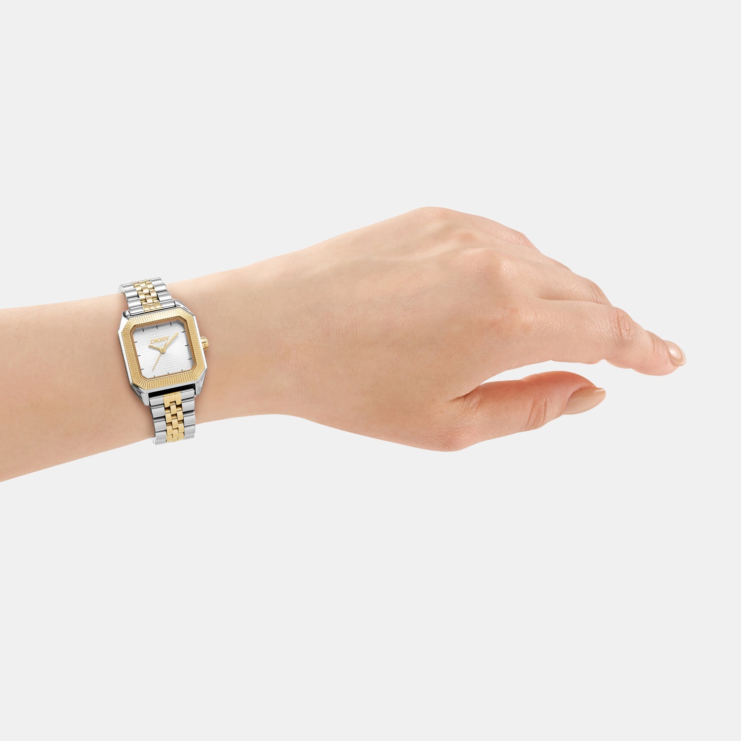 Women Quartz Silver Dial Analog Stainless Steel Watch DK1L154M0085