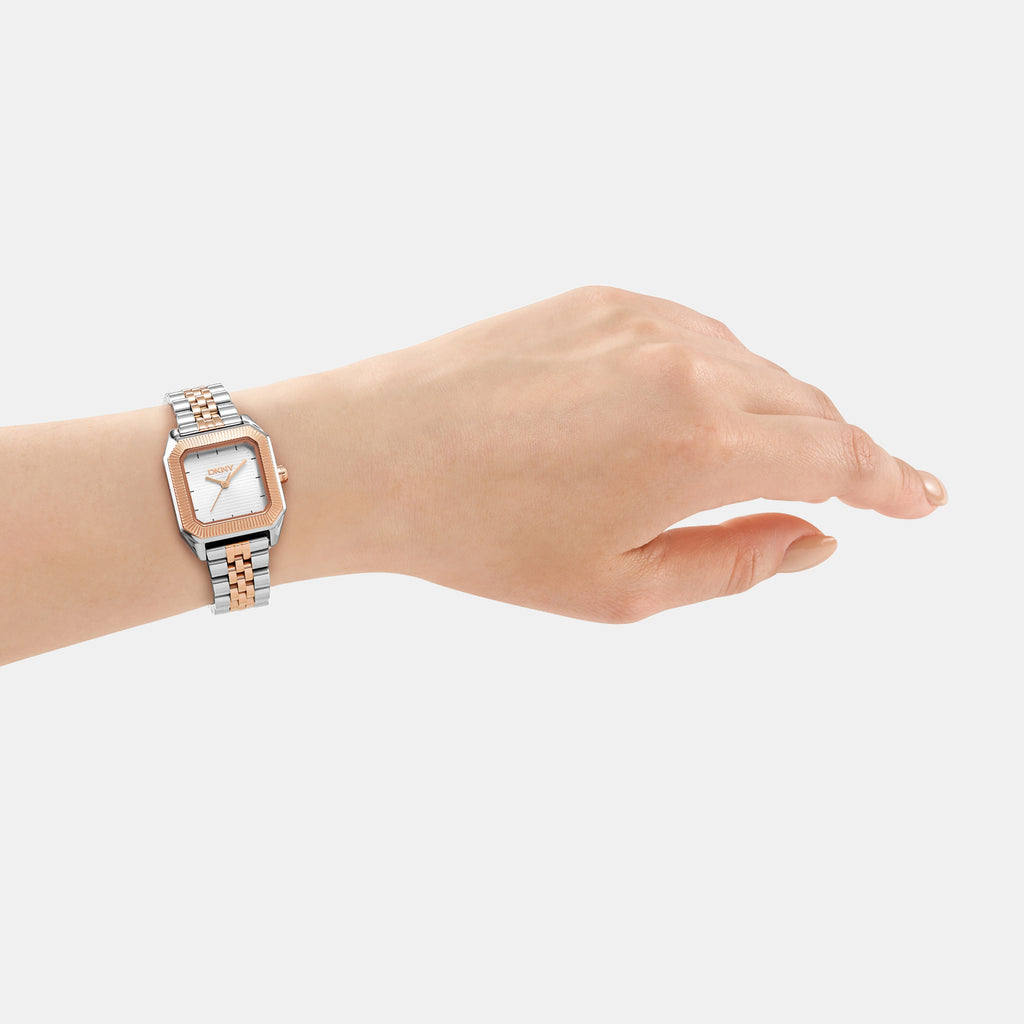Women Quartz Silver Dial Analog Stainless Steel Watch DK1L154M0105