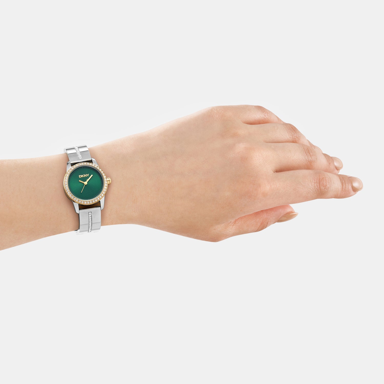 Women Quartz Green Dial Analog Stainless Steel Watch DK1L160M0065