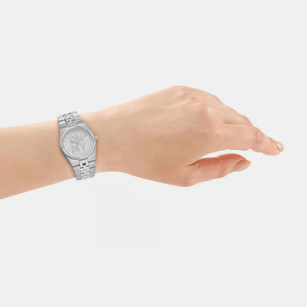 Women Quartz Silver Dial Analog Stainless Steel Watch DK1L177M0215