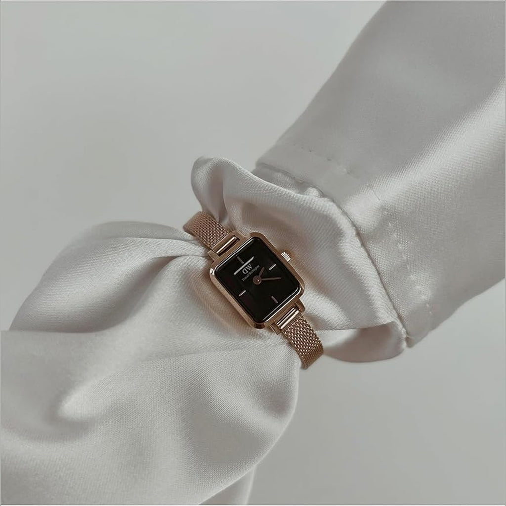 Women Quartz Black Dial Analog Stainless Steel Watch DW00100647