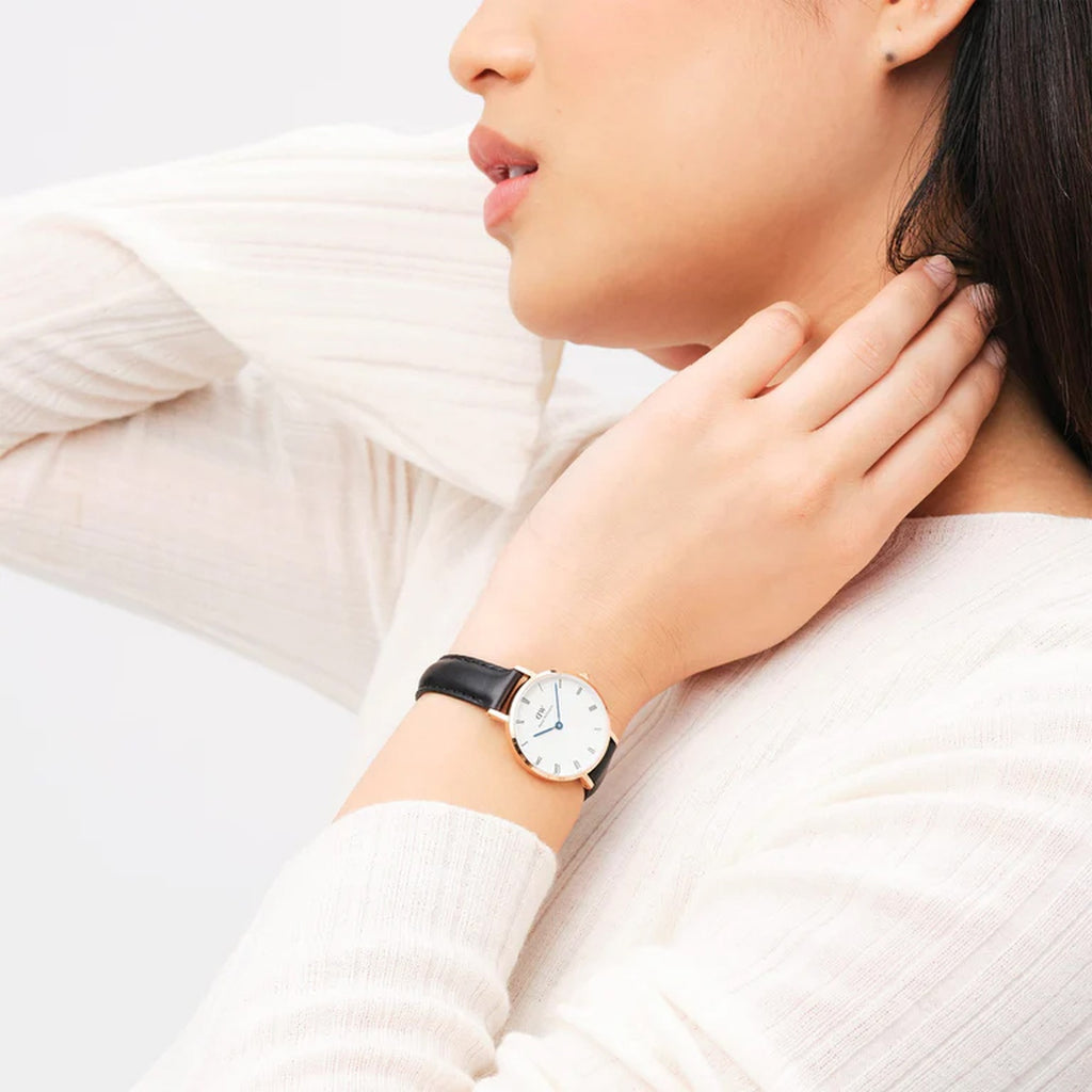 Women Quartz White Dial Analog Leather Watch DW00100683K