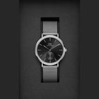 Classic Men Quartz Black Dial Analog Stainless Steel Watch DW00100711K