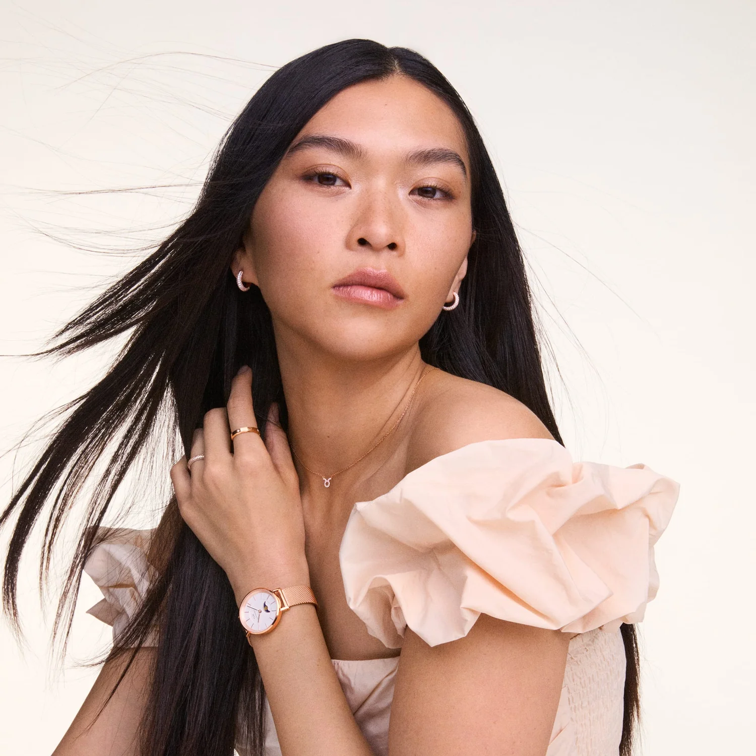 Daniel Wellington Mesh White watch