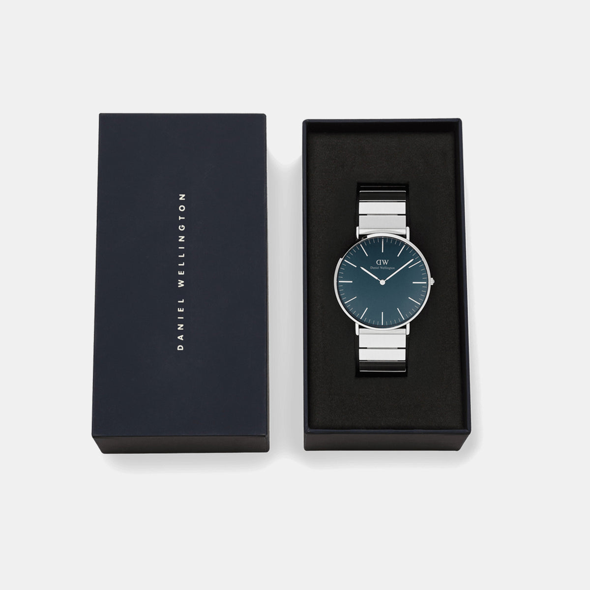 Classic Unisex Quartz Blue Dial Analog Stainless Steel Watch DW00100776K