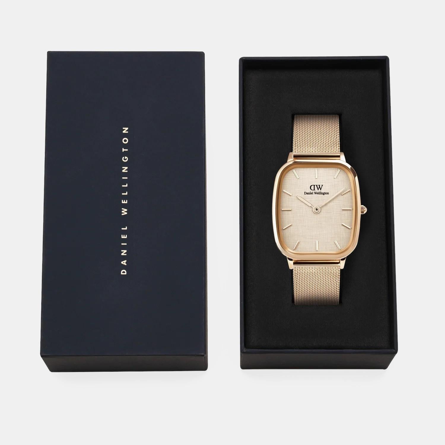 Men Quartz Beige Dial Analog Stainless Steel Watch DW00100817K