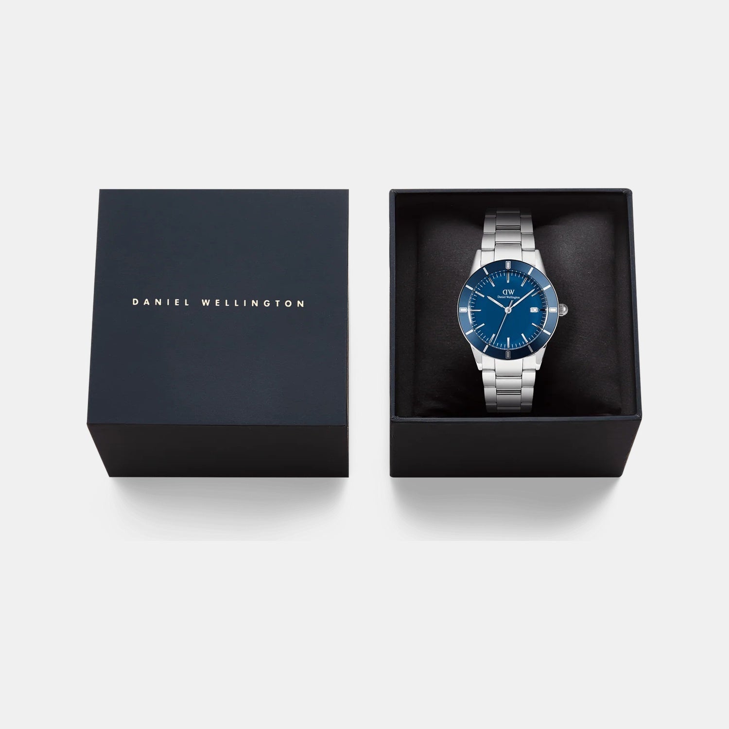 Oval Mini Women Quartz Arctic Blue Dial Analog Stainless Steel Watch DW00100807K