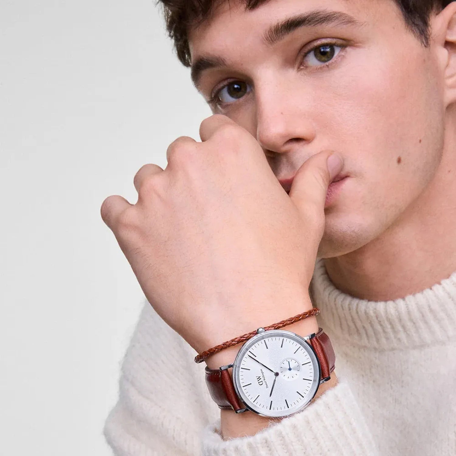 Classic Multi-Eye Sheffield Men Quartz Silver Dial Analog Leather Watch DW00100867