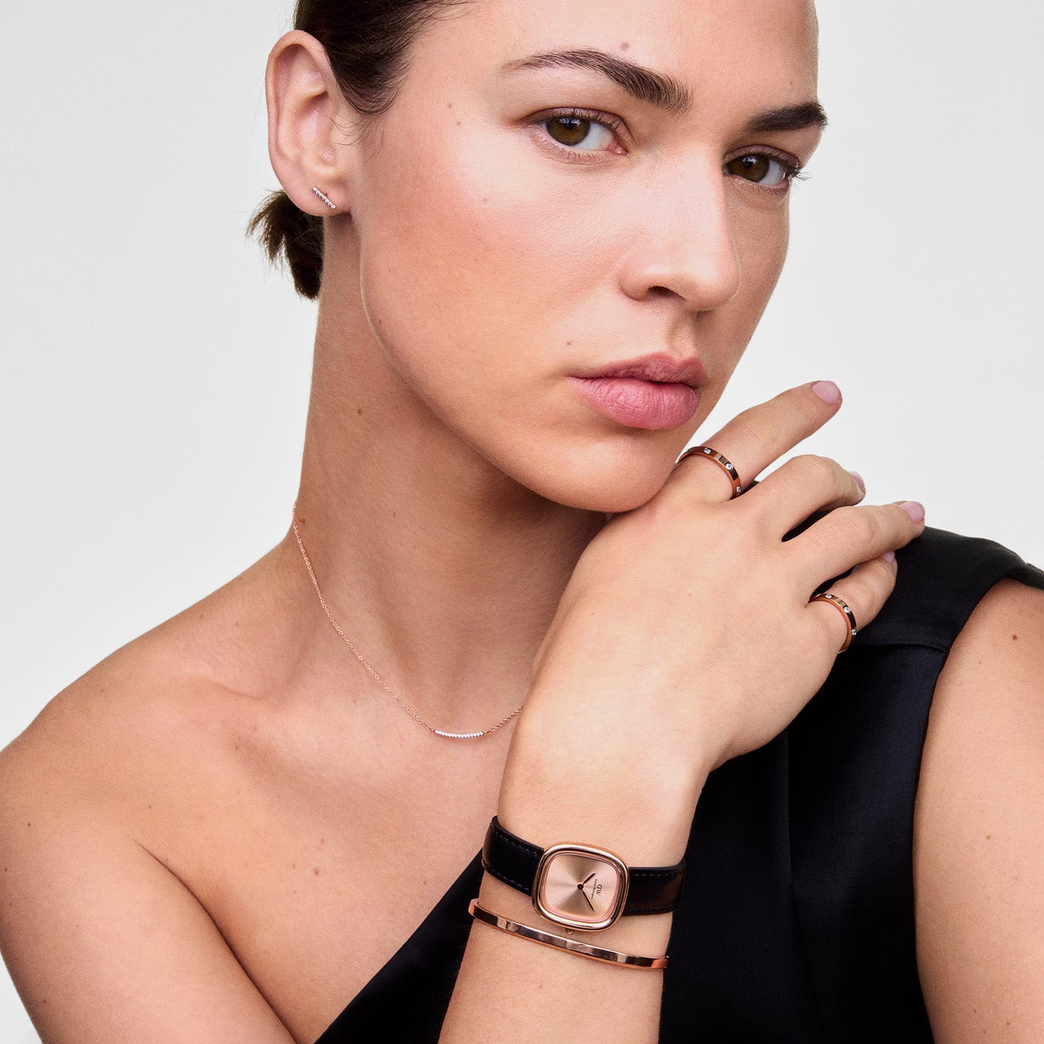 Margot Sheffield Women Quartz Rose Gold Dial Analog Leather Watch DW00100879