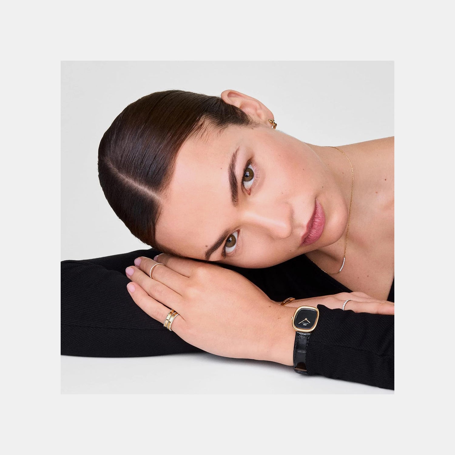 Women Quartz Black Dial Analog Stainless Steel Watch DW00100880K
