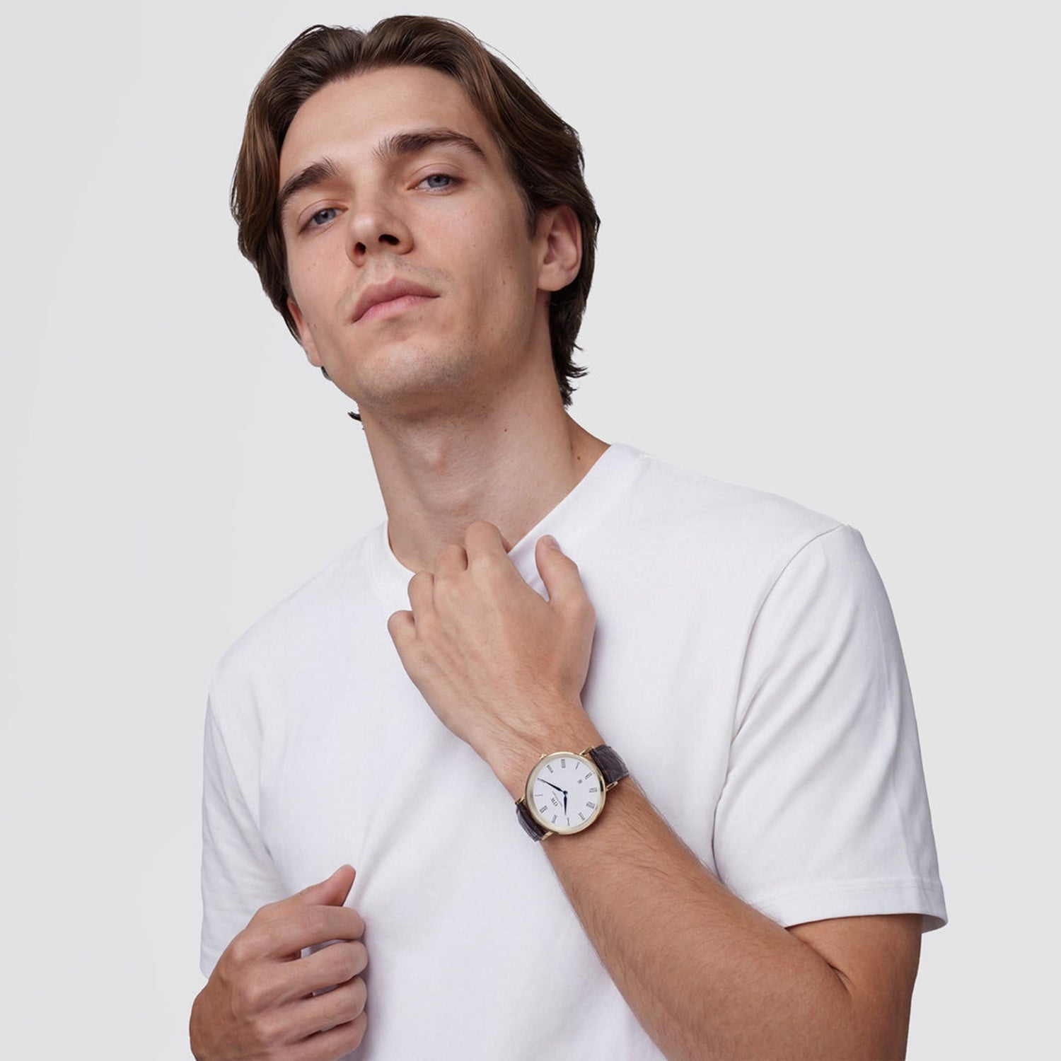 Classic Men Quartz White Dial Analog Leather Watch DW00100912K