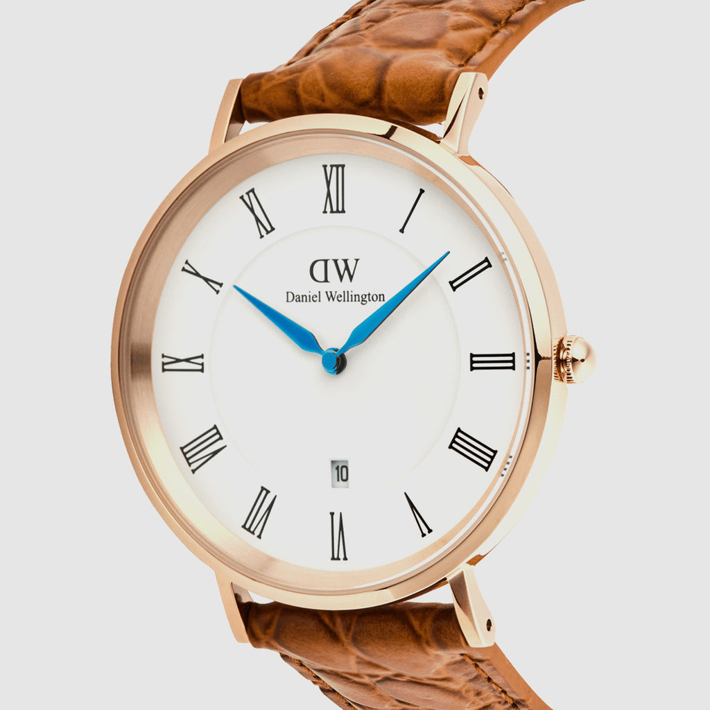 Classic Men Quartz White Dial Analog Leather Watch DW00100918K
