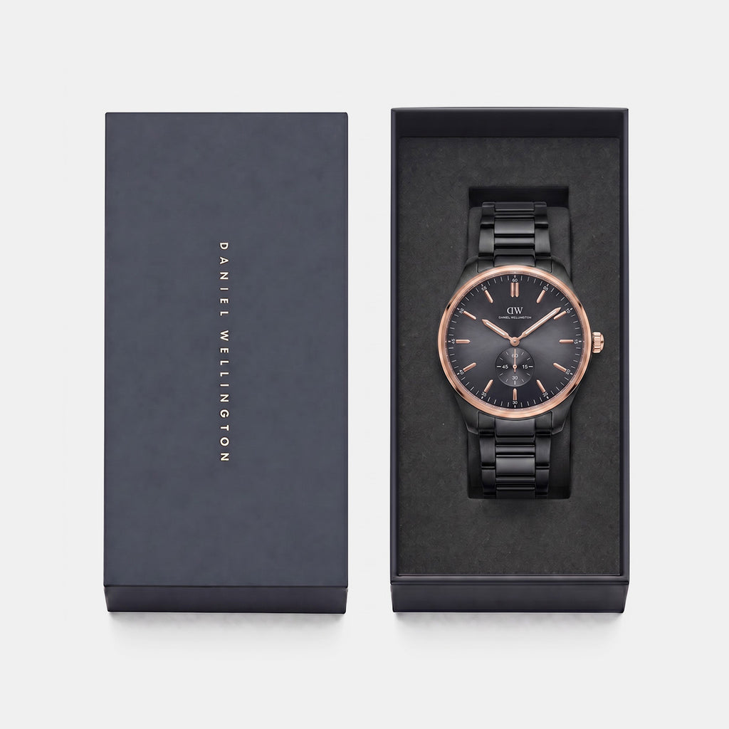 Men Quartz Black Dial Analog Stainless Steel Watch DW0DG1601