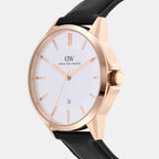 Men Quartz Silver Dial Analog Leather Watch DW0DG1702