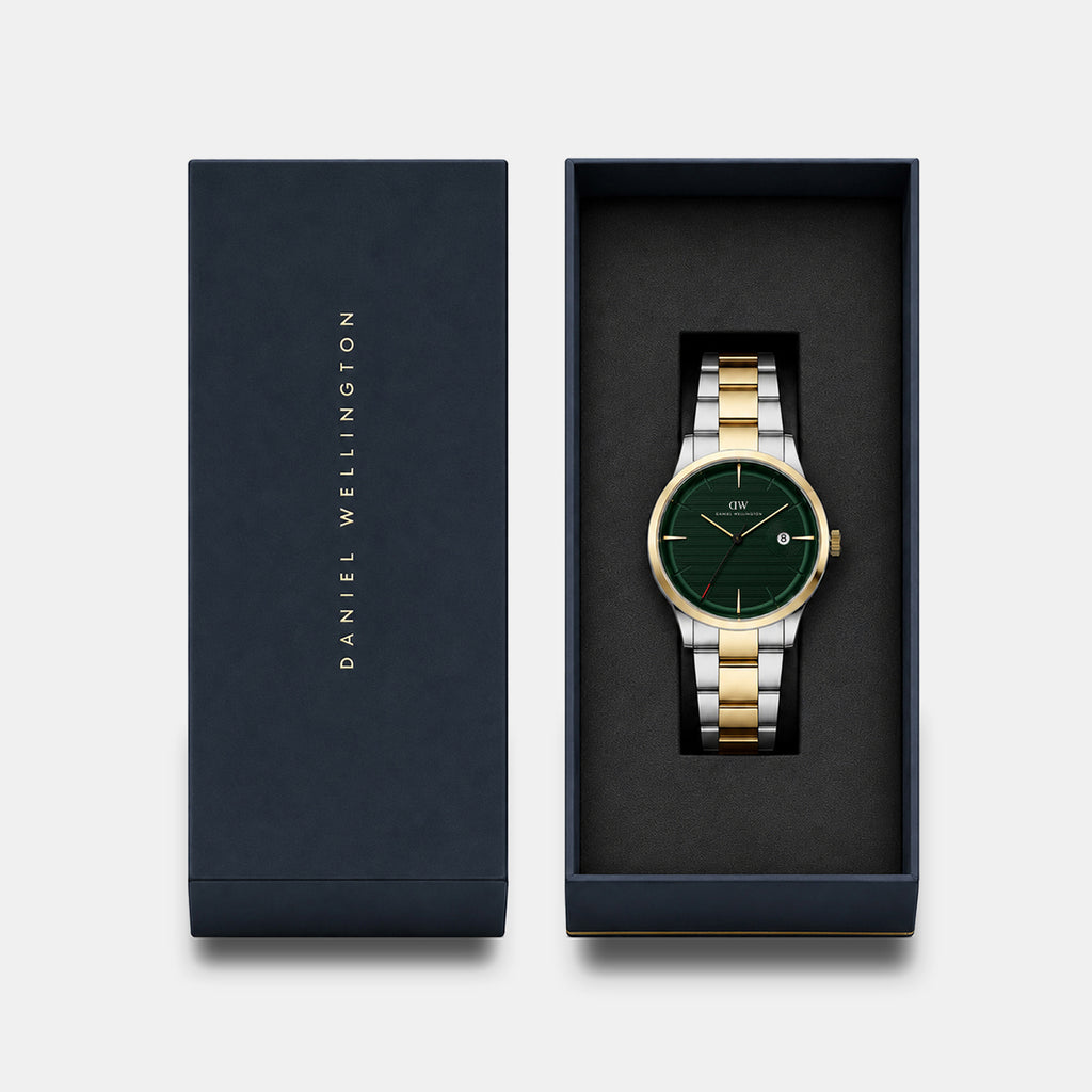 Men Quartz Green Dial Analog Stainless Steel Watch DW0DG1901