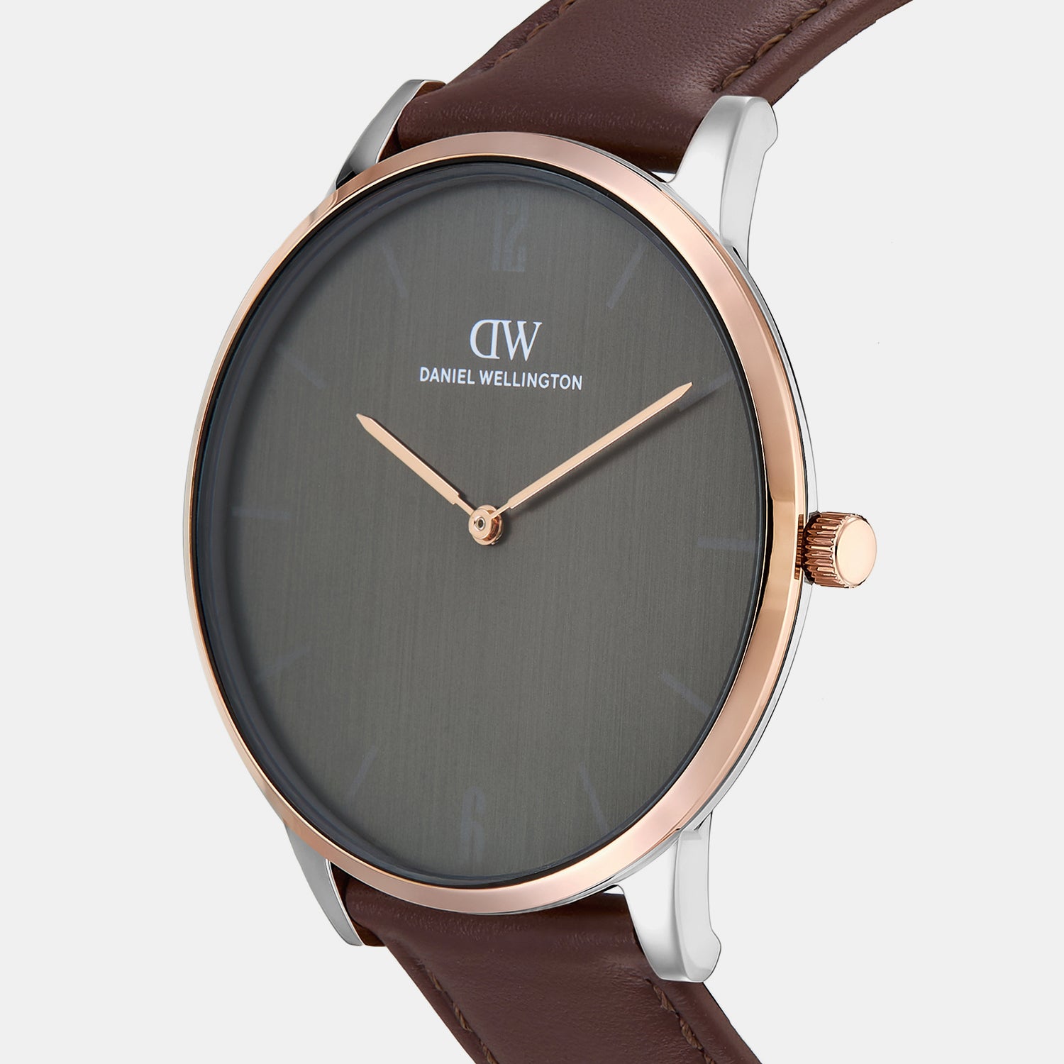 Men Quartz Grey Dial Analog Leather Watch DW0DG2000