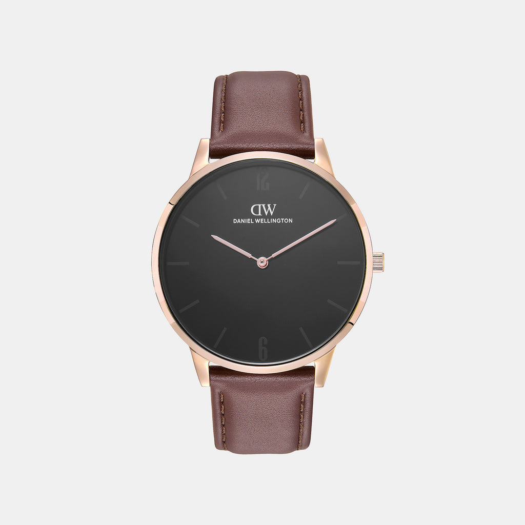 Men Quartz Black Dial Analog Leather Watch DW0DG2001
