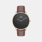 Men Quartz Black Dial Analog Leather Watch DW0DG2001