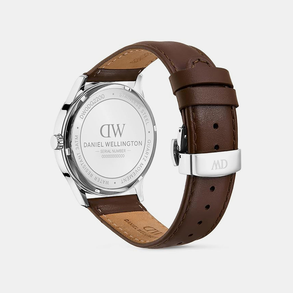 Men Quartz Black Dial Multi-Function Leather Watch DW0DG2200