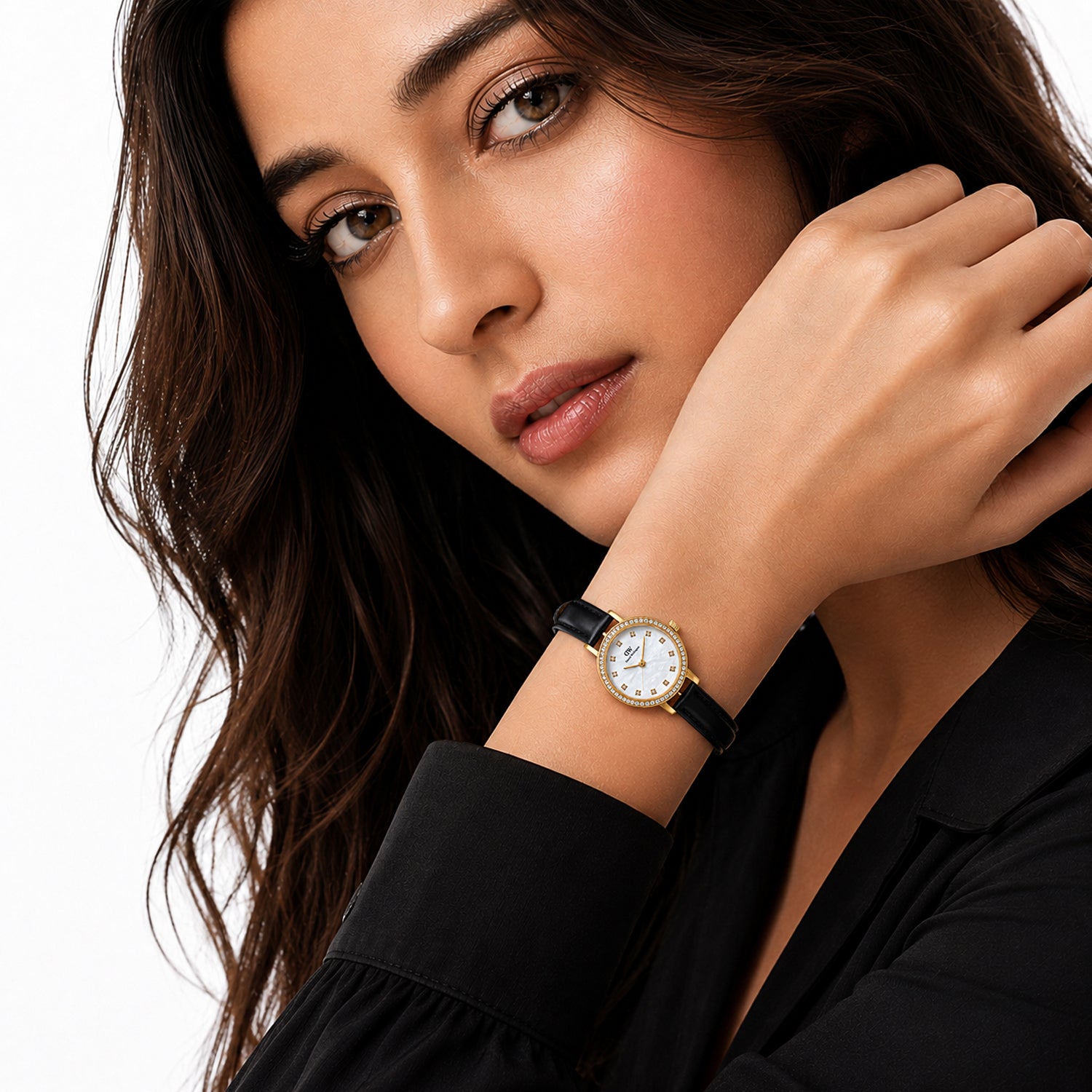 Women Quartz Mother Of Pearl Dial Analog Leather Watch DW0DL2500