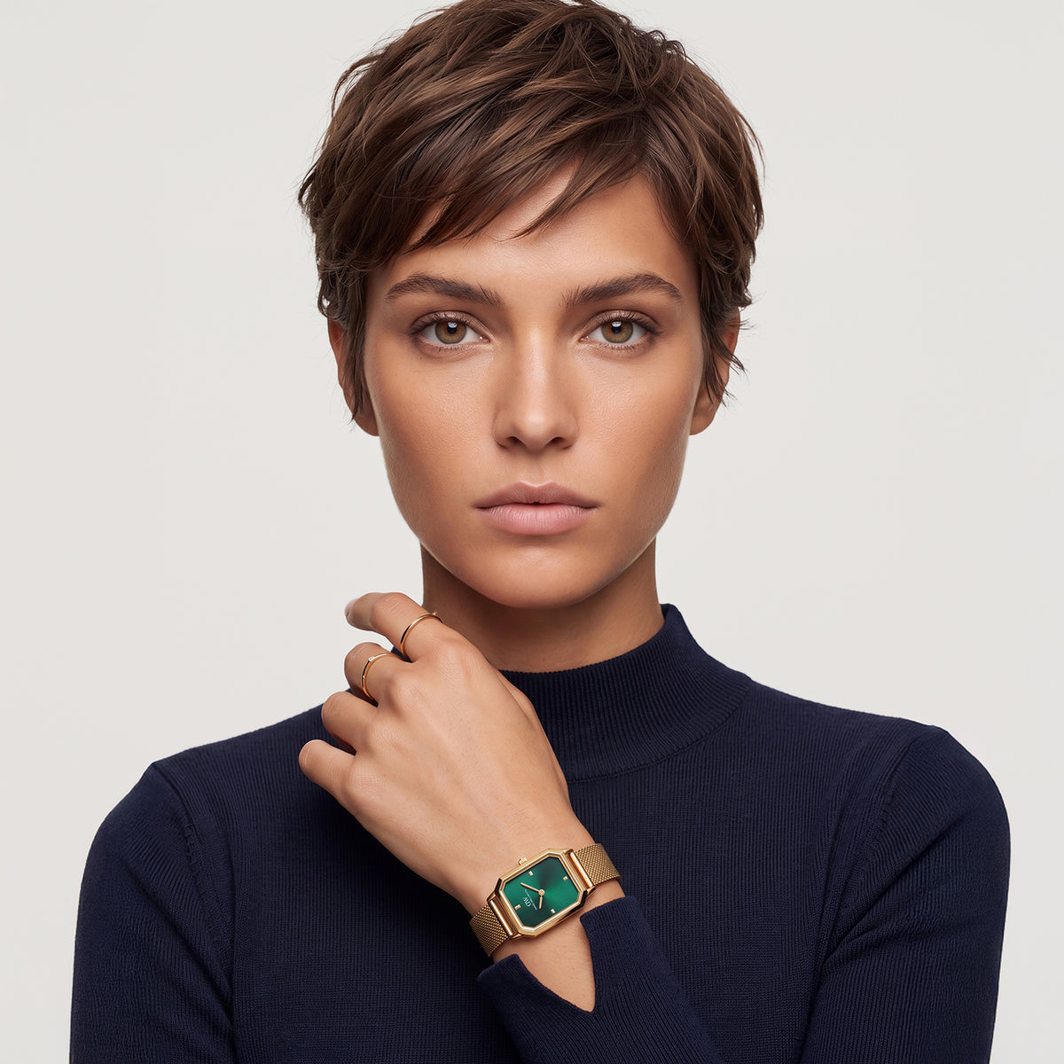 Women Quartz Green Dial Analog Mesh Watch DW0DL2600