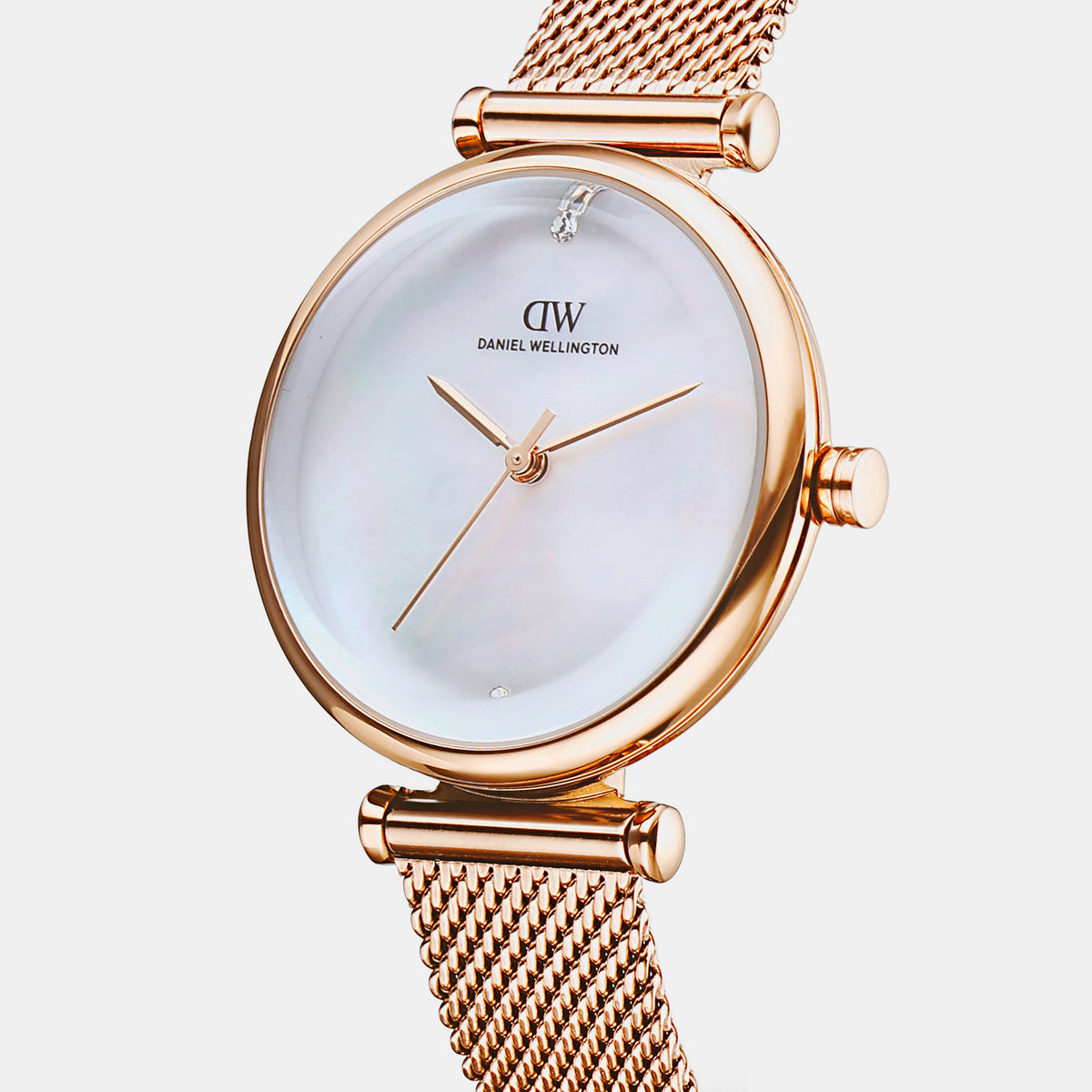 Women Quartz Mother Of Pearl Dial Analog Mesh Watch DW0DL3300