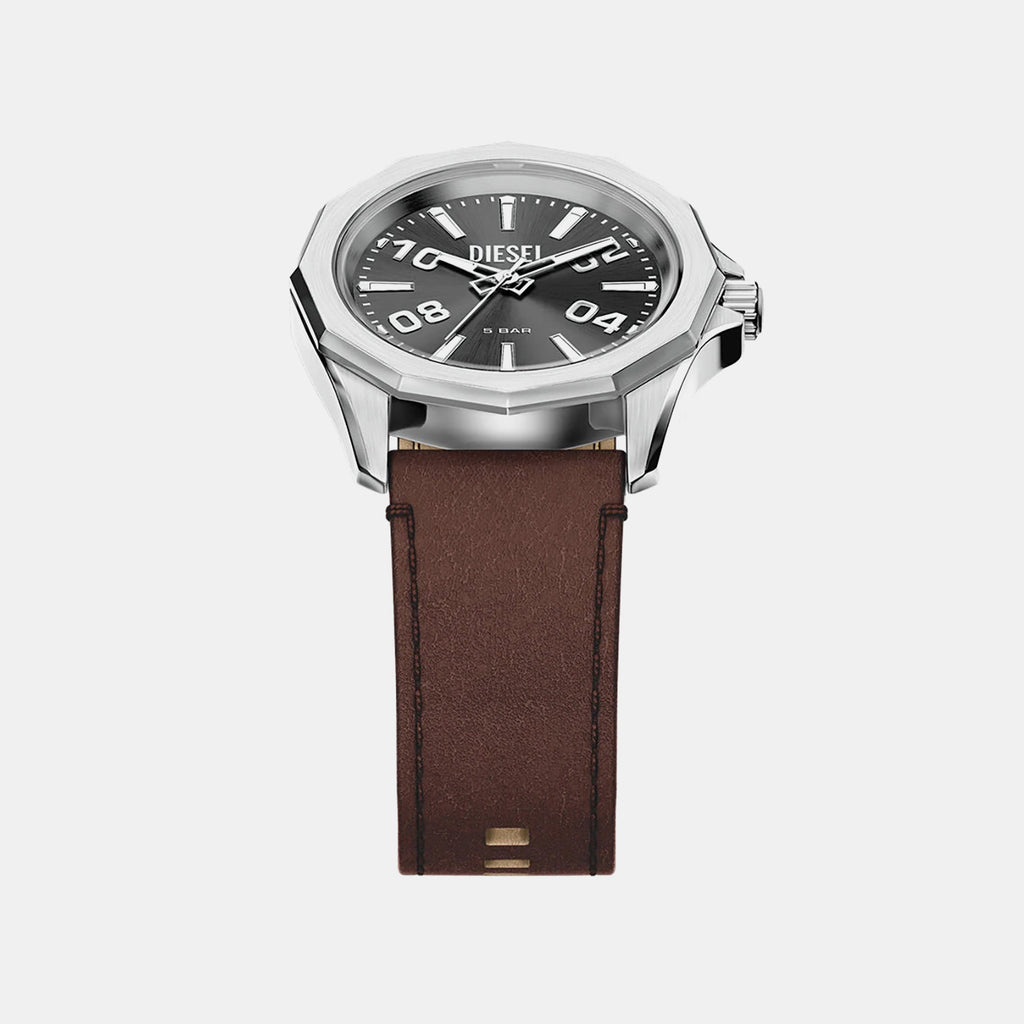 Stinger Men Quartz Grey Dial Analog Leather Watch DZ2240