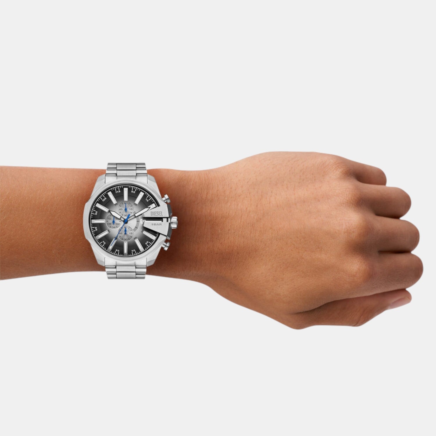 Mega Chief Slim Men Quartz Two Tone Dial Chronograph Stainless Steel Watch DZ4686